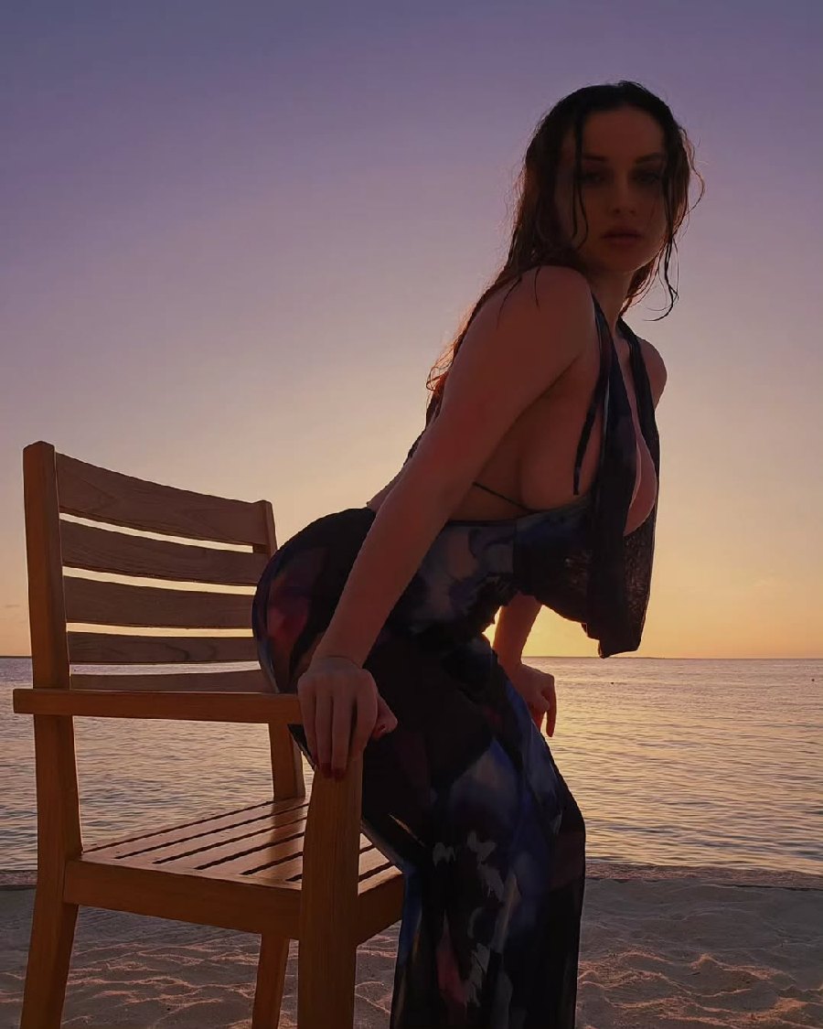 Sexy girl Miranda Faith nude in Ernakulam