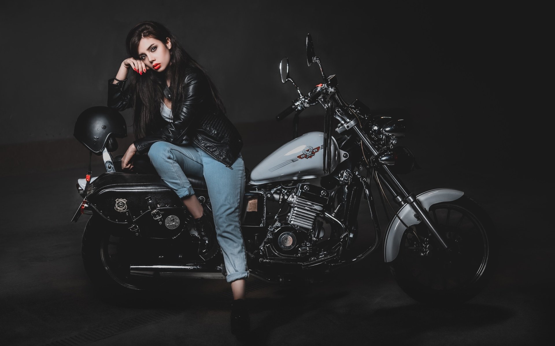 Biker girls: style and drive in Ernakulam