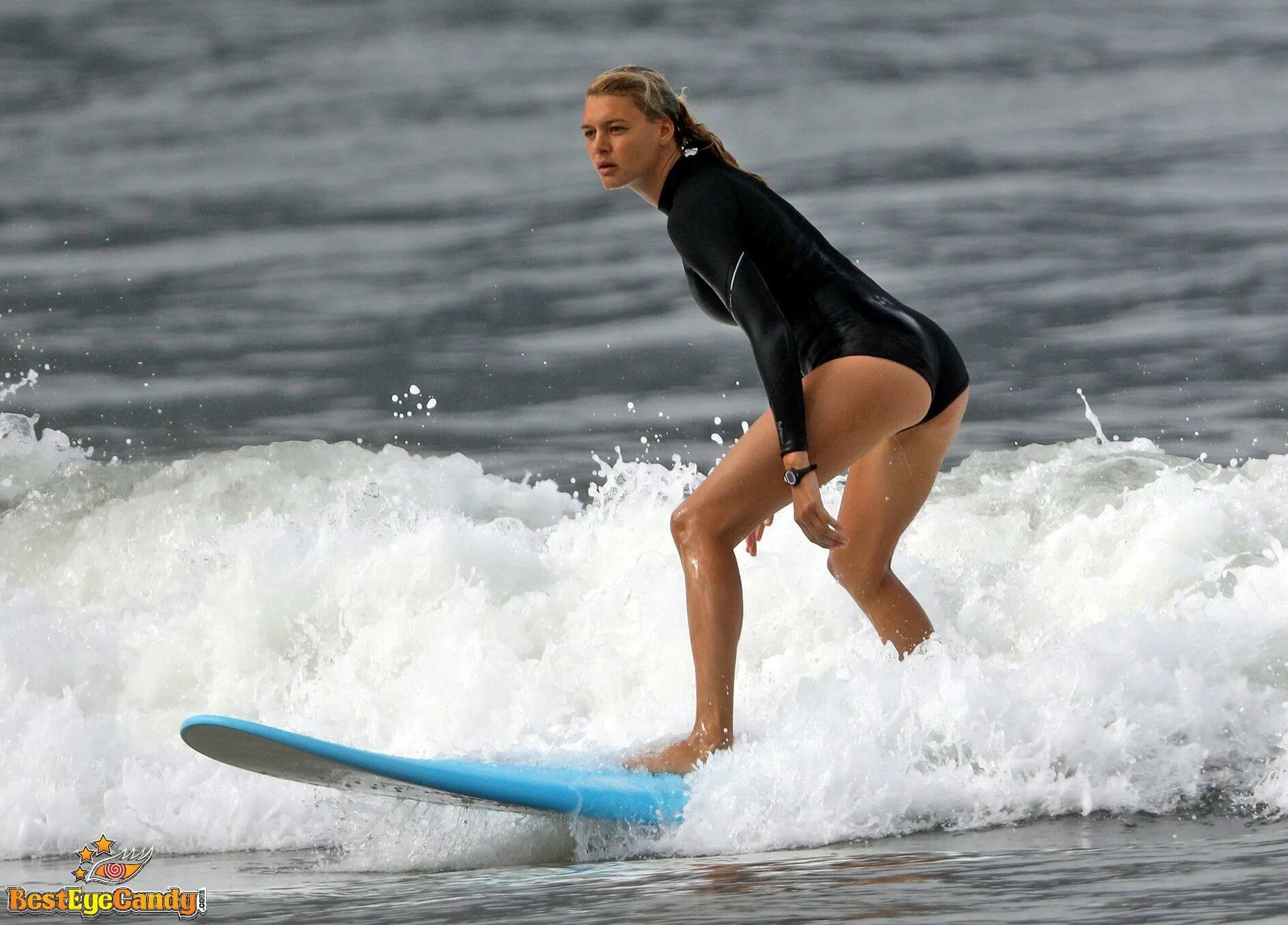 Kelly Rohrbach underwear in Ernakulam