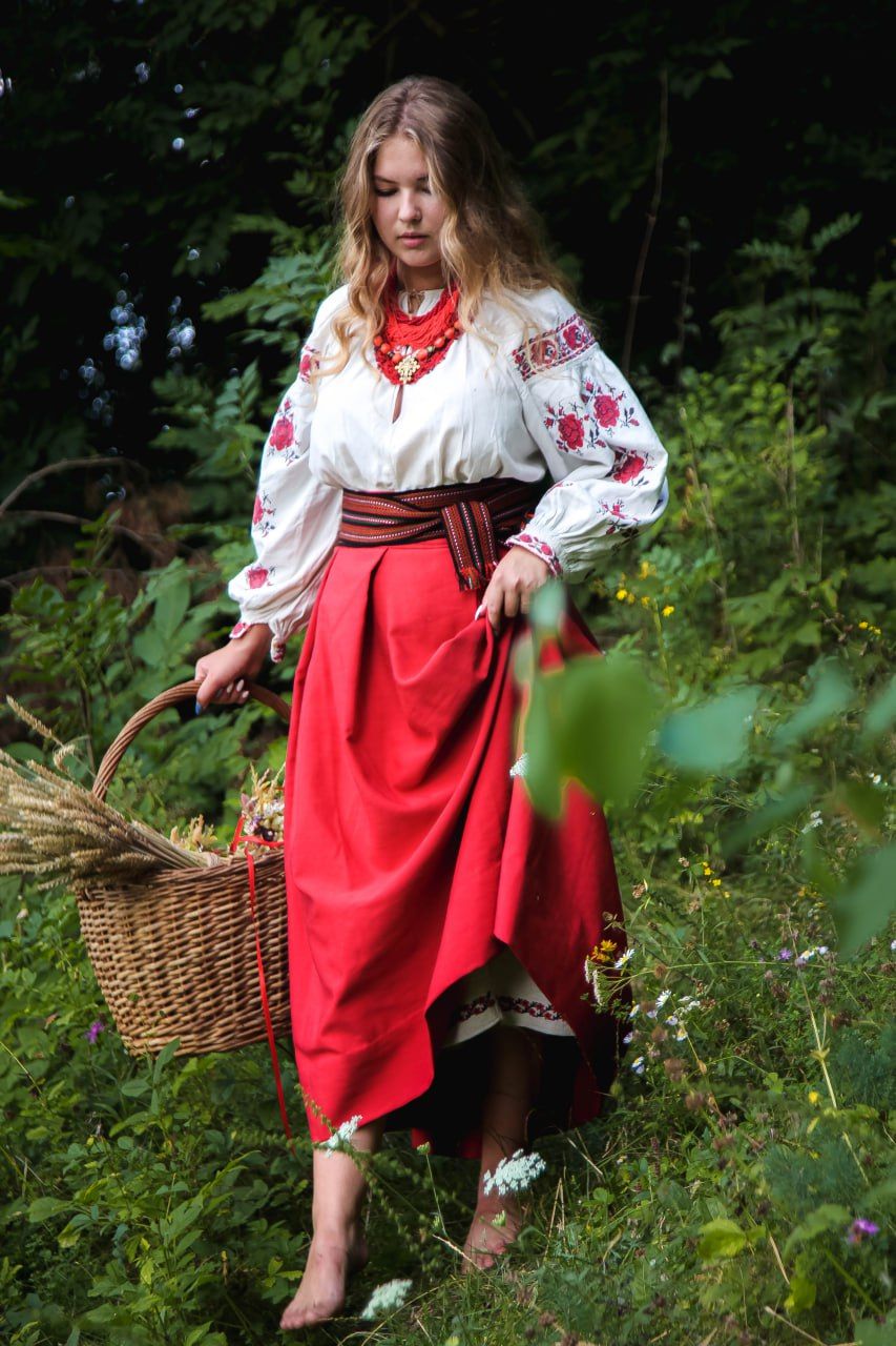 Slavic girls in Ernakulam